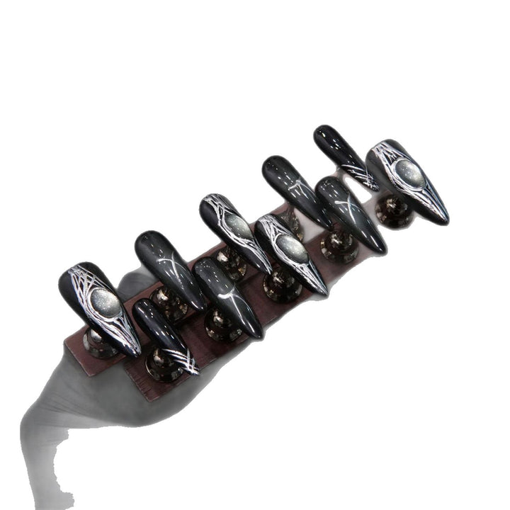 Künstlerische Stiletto-Nagelverlängerungen