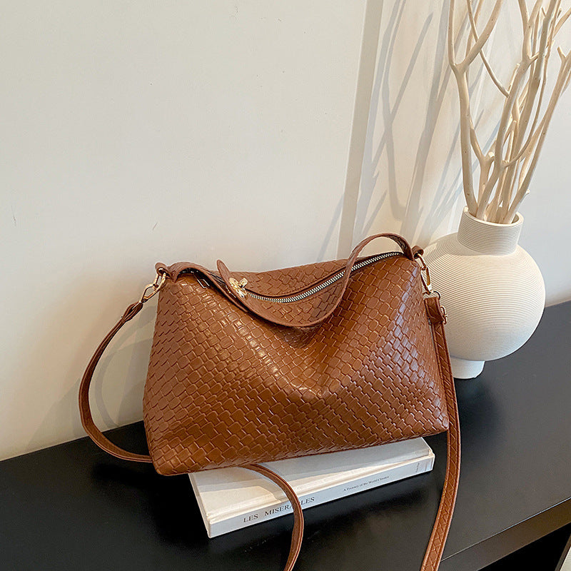 Gewebte Leder-Schultertasche