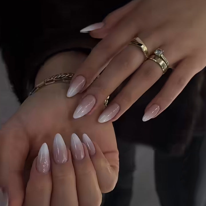 Elegante Ombre Stiletto Press-On Nagel Set Karnz