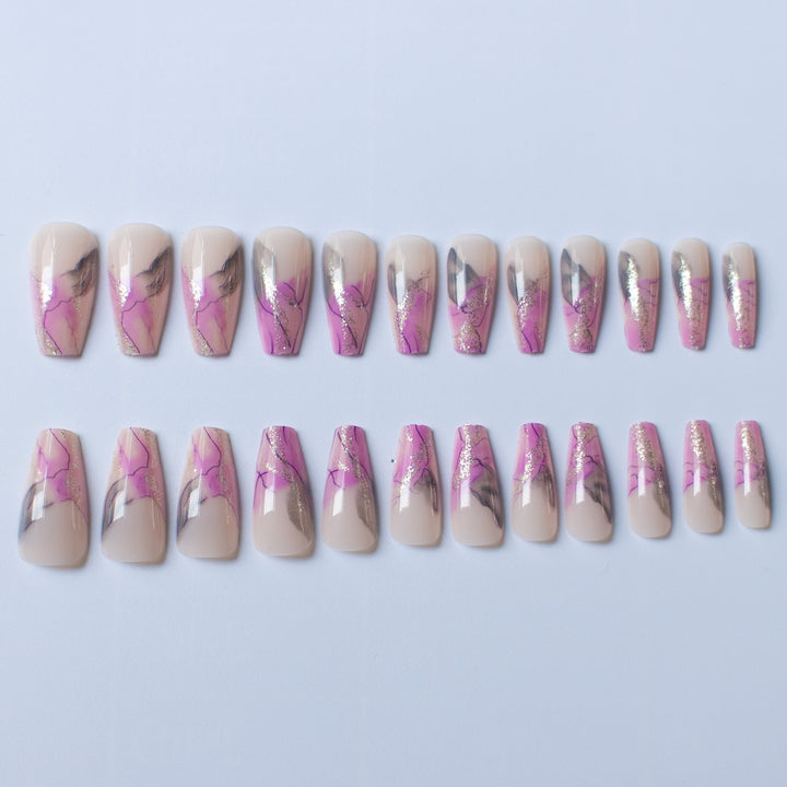 Künstlerisches Nageldesign-Set mit Marmor-Effekt