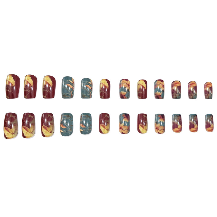 Künstlerische herbstliche Nagelkunst-Verstärkungen Karnz