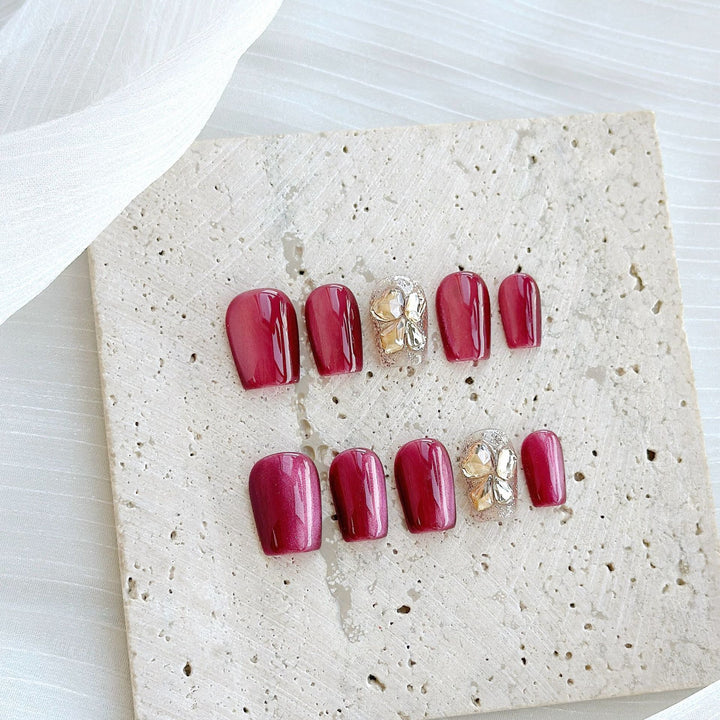 Herz dekoriertes Press-On Nagelset