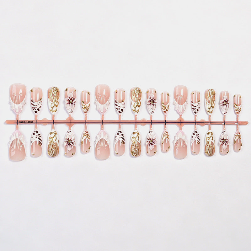 Elegante Floral-Themen Press-On Nagelkunst Karnz