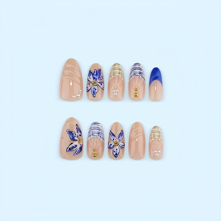 Elegante Kunstnagel-Design Karnz