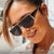 Damen trendige oversized Sonnenbrille mit markantem geometrischen Design Karnz