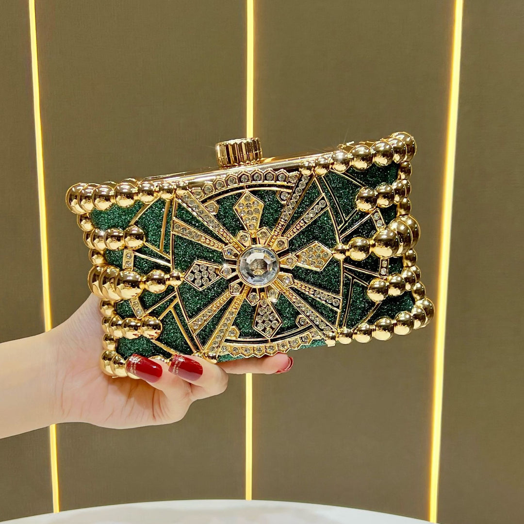 Glänzende dekorative Abend-Clutch