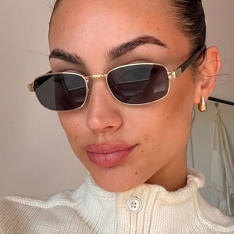 Damen elegante rechteckige Sonnenbrille mit feinem Metallrahmen Karnz