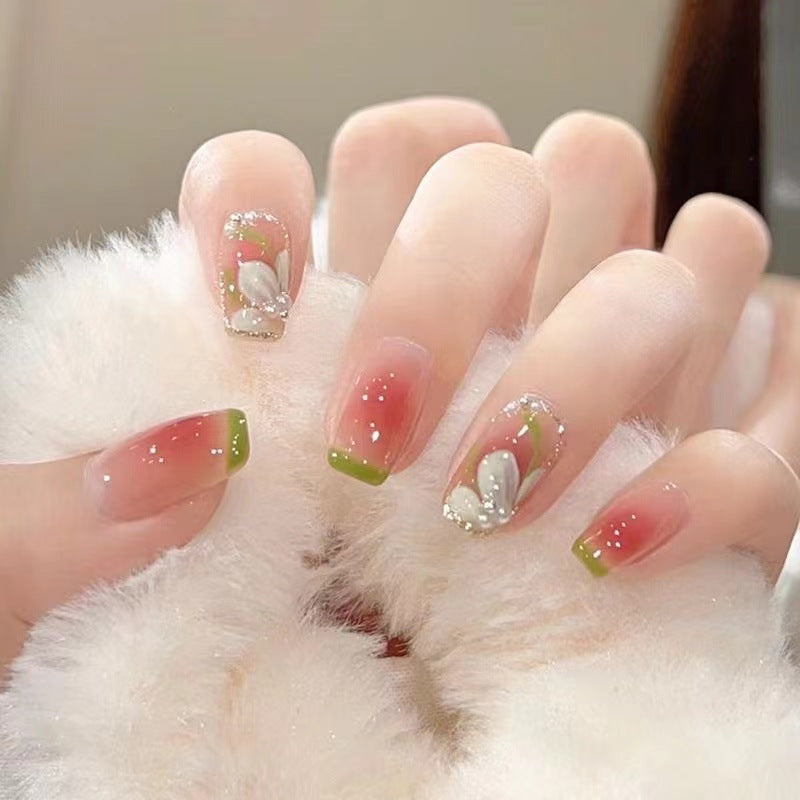 Kunstvolle Nagelkunst mit Niedlichen Hasenmuster Karnz