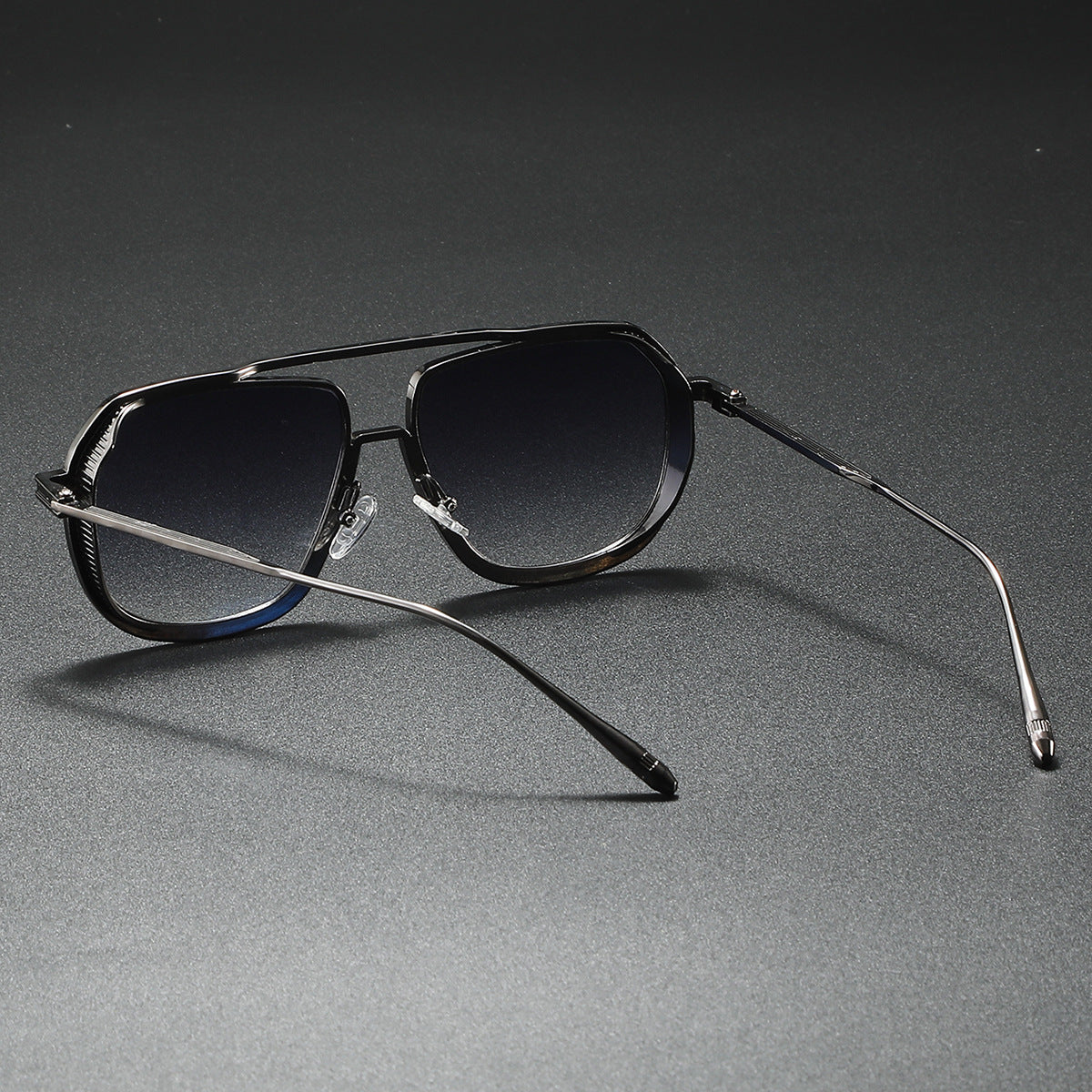 Damen Elegante Sonnenbrille mit kantigem Metallrahmen Karnz