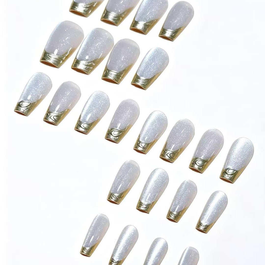 Elegantes French Tip Press-On Nagelset Karnz 1787380647