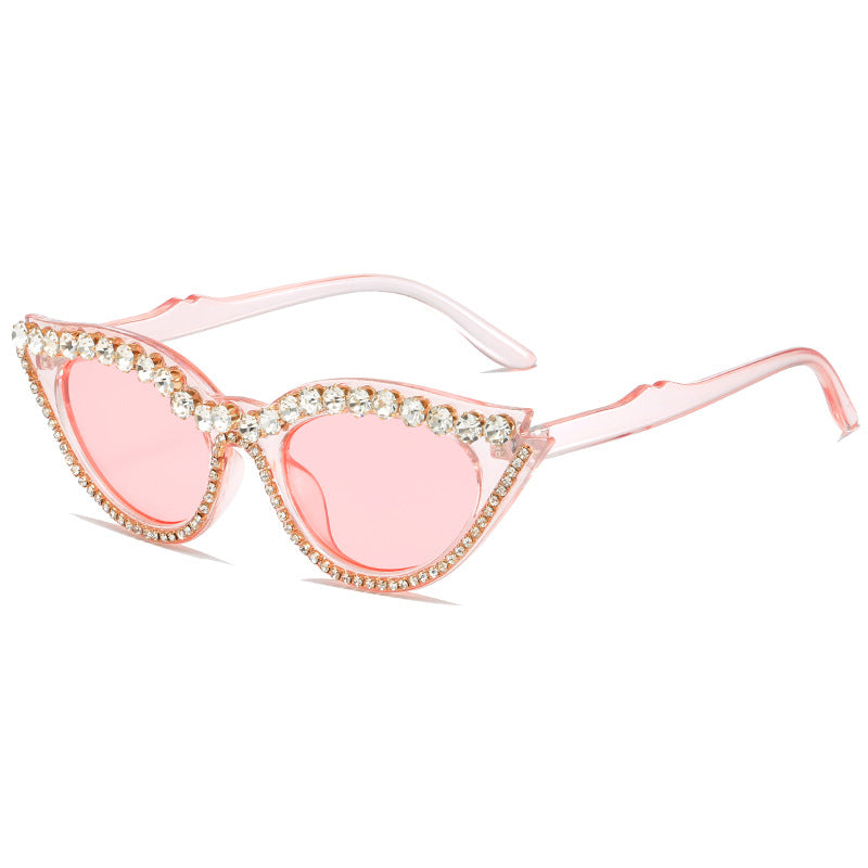Damen extravagante Cat-Eye Sonnenbrille mit glamourösen Kristallverzierungen Karnz
