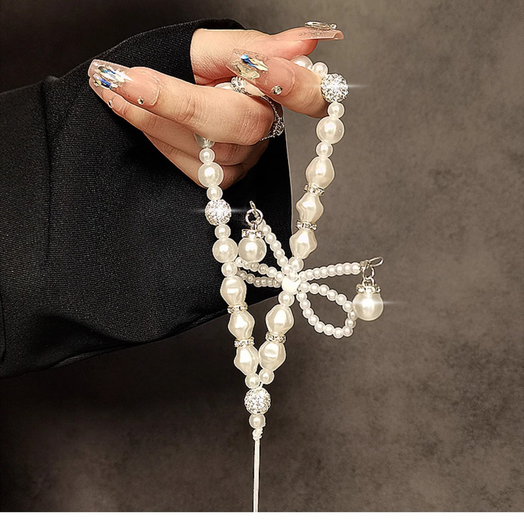 Elegante Perlenbesetzte Charmschlüsselanhänger Karnz