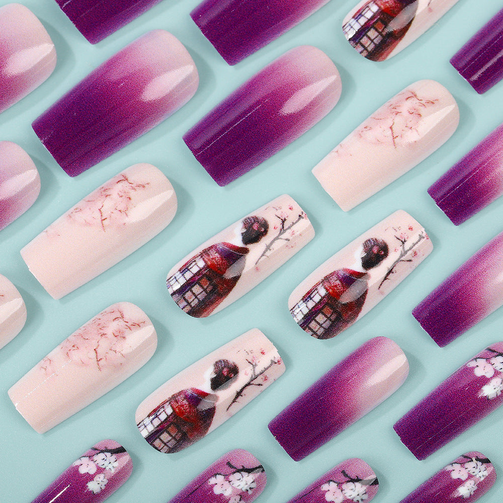 Elegantes Kunstnägel Set mit Ombre-Design und künstlerischen Akzenten Karnz