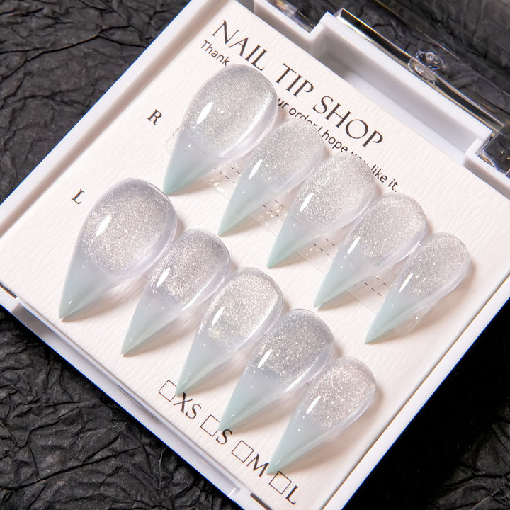 Glänzendes Stiletto Press-On Nagelset