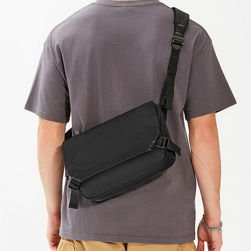 Stylische urbane Messenger Bag Karnz