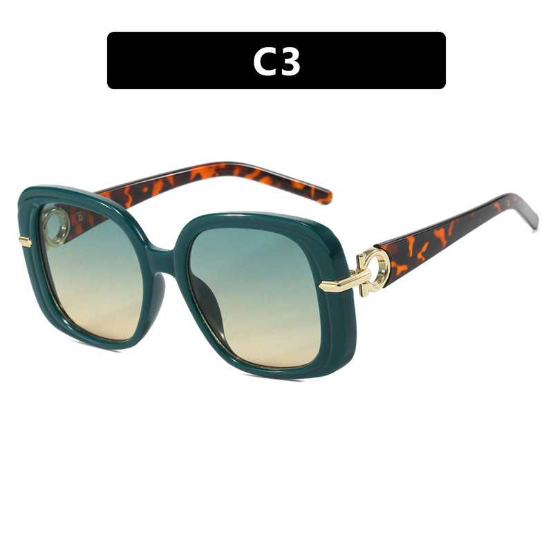 Damen quadratische Sonnenbrille mit luxuriösem Metallakzent Karnz