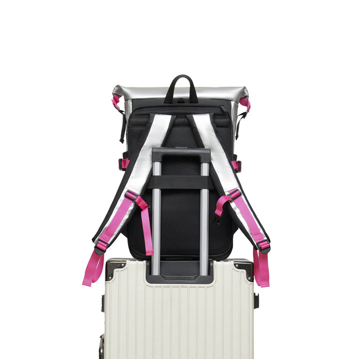 Innovativer wasserdichter Rolltop-Rucksack Karnz