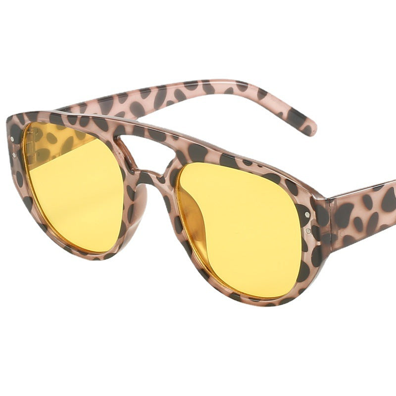 Damen Modische Sonnenbrille im stilvollen Leopardenmuster Karnz