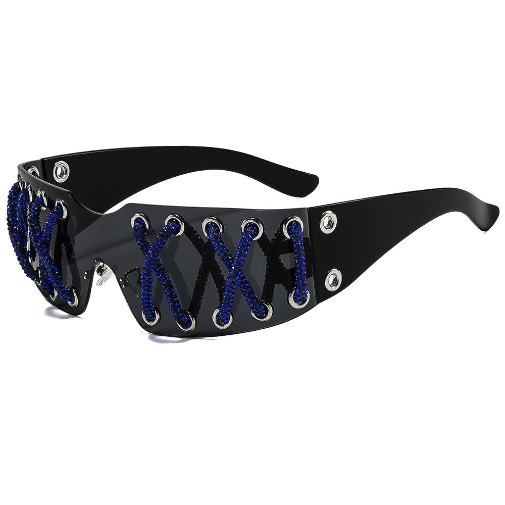 Damen futuristische Design-Sonnenbrille mit einzigartigem Dekor Karnz