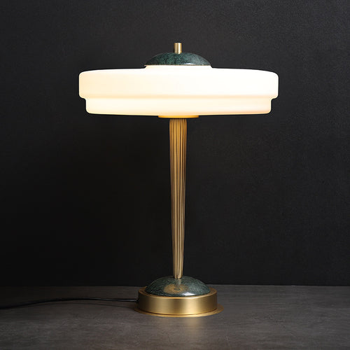 Elegante Art Deco Tischlampe