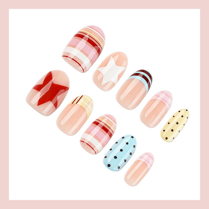 Trendiger Dekorativer Press-On Nagelset
