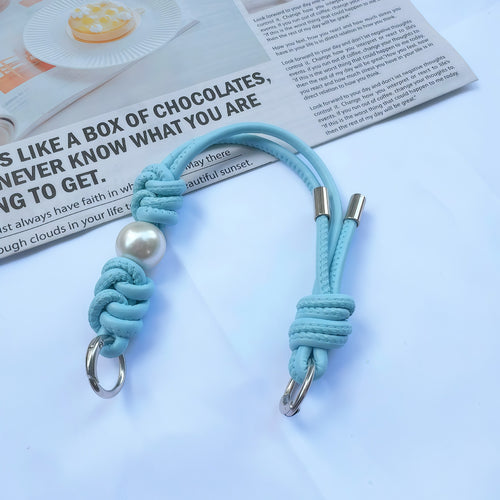 Eleganter geknoteter Leder-Schlüsselanhänger Halter Karnz