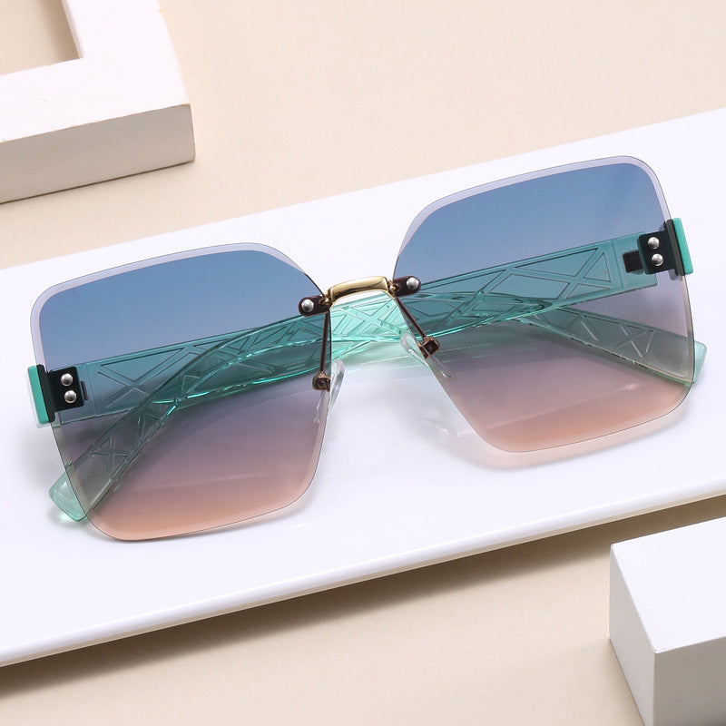 Damen oversized quadratische Sonnenbrille mit modischem Dekor Karnz