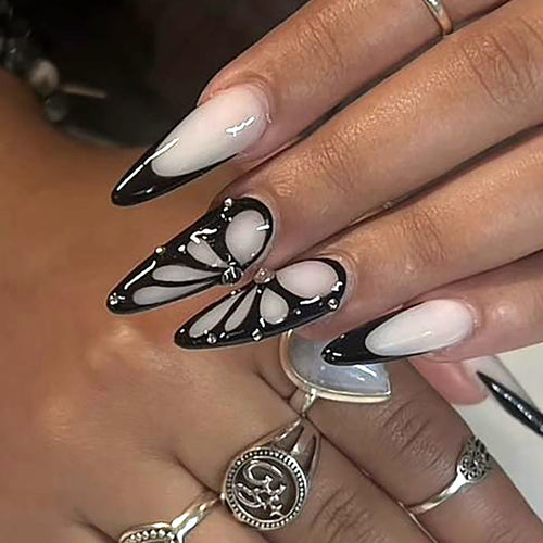 Künstlerisch von Schmetterlingen inspirierte Stiletto Press-On Nägel Karnz