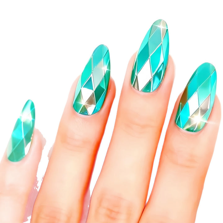 Hochwertige Nagelkunst Karnz