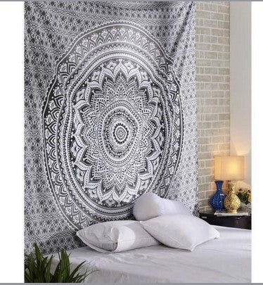 Damen Mandala Wanddesign Karnz