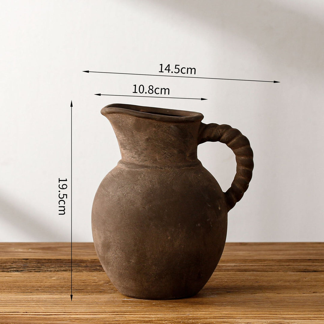 Elegante und Rustikale Keramikkaraffe Karnz
