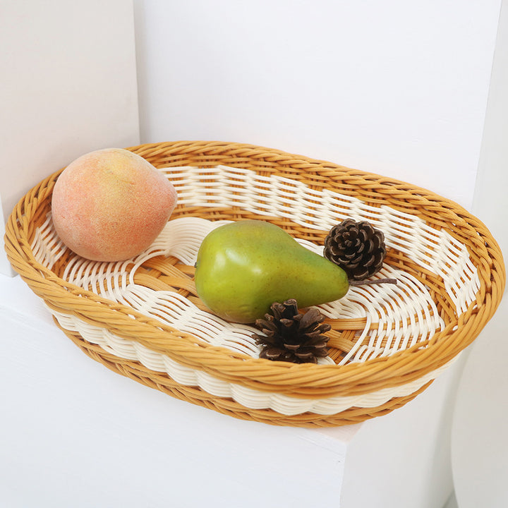 Handgefertigter Obstkorb aus geflochtenem Material Karnz