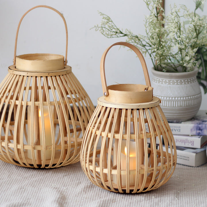 Handgefertigte Rattan-Laterne Karnz