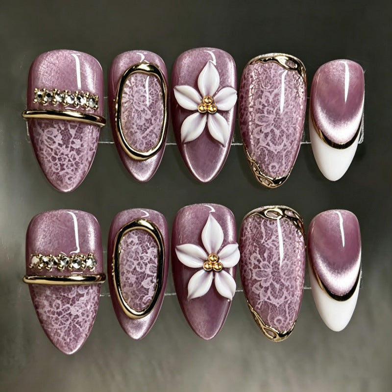 Elegantes von Spitze inspiriertes Press-On-Nagelset