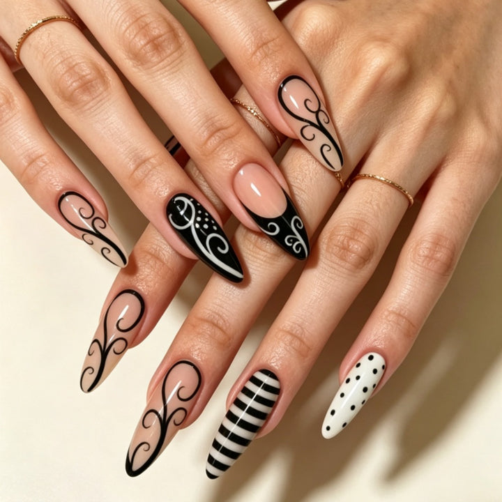 Kunstnägel mit Modernem Schwarz-Weiß-Design Karnz
