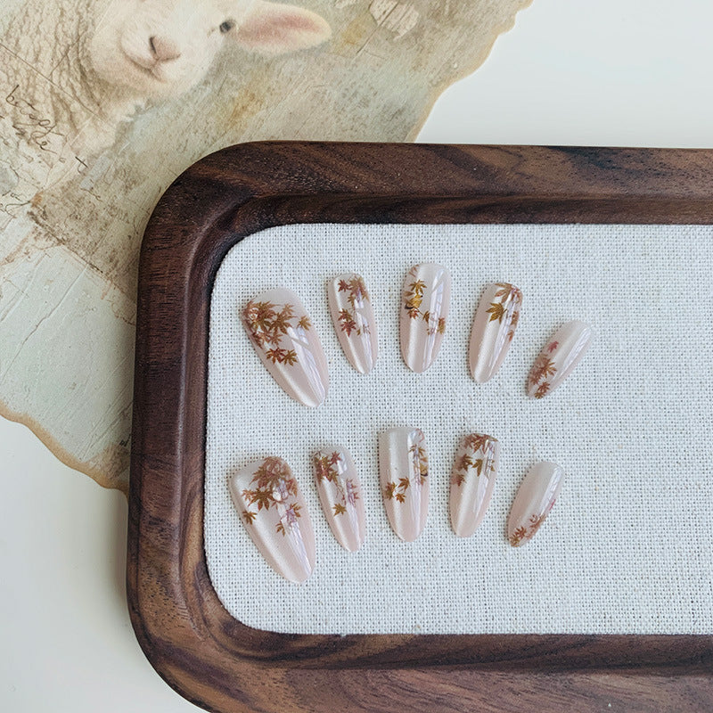 Blumeninspiriertes Press-On Nagelkunst Set