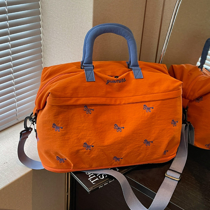 Stylische bedruckte Reisetasche