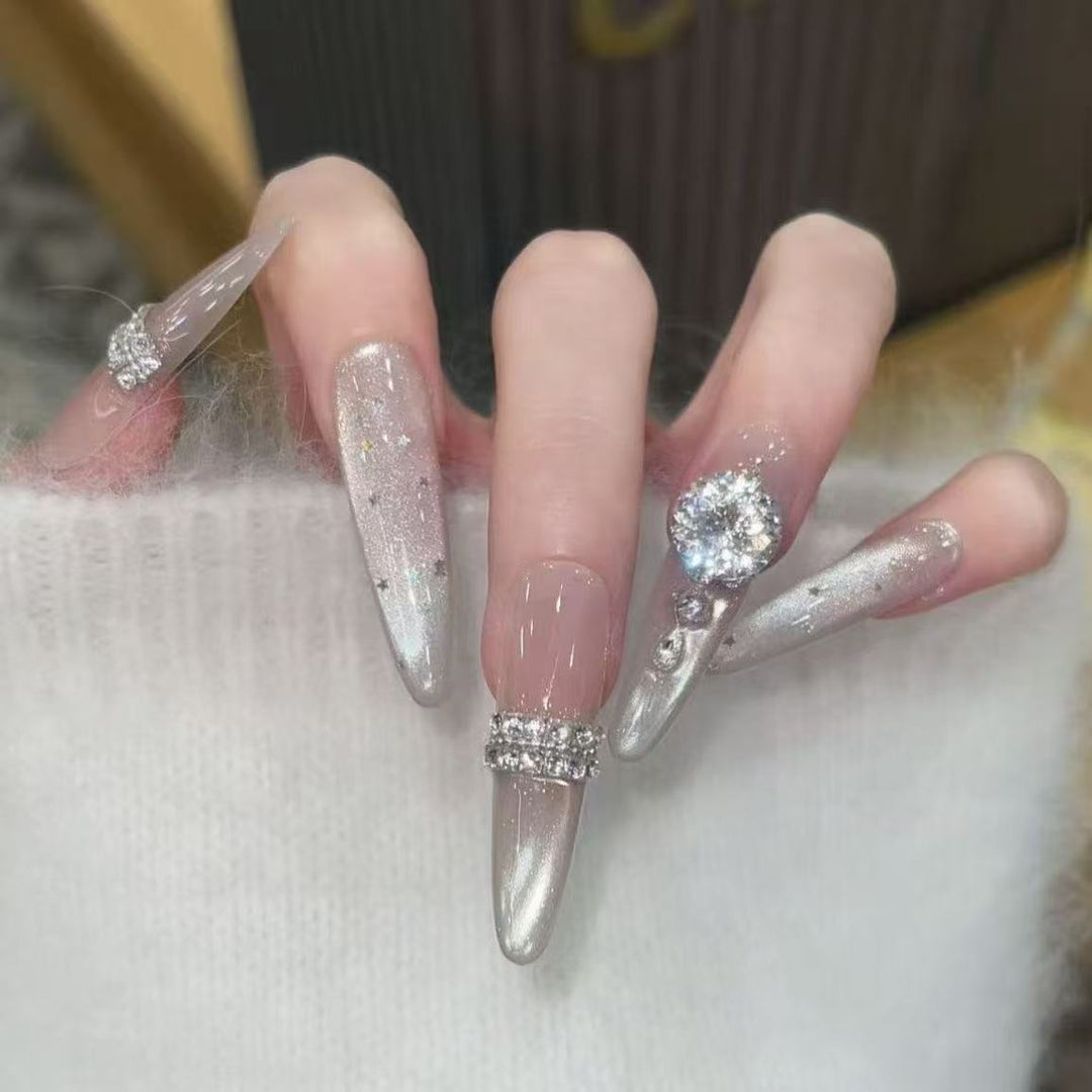 Dekorative 3D Kristall-verzierte Nagelkunstverlängerungen Karnz