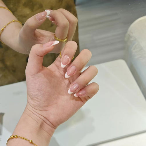 Elegantes französisches Tipp-Acryl-Nagelkunst-Set
