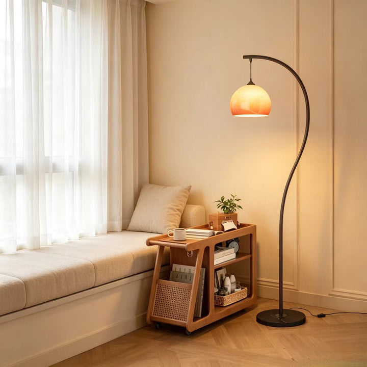 Arc Stehlampe mit Kuppelschirm