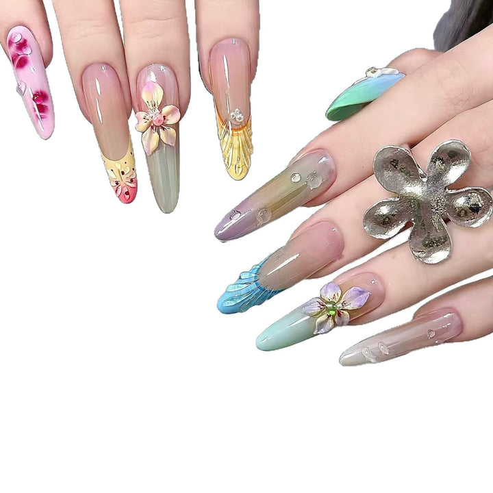 Künstlerische Blumenmuster Druck-Nagelverbesserungen