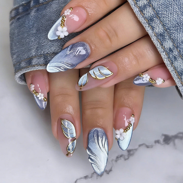 Elegante Kunstnägel mit Botanischen Designs Karnz