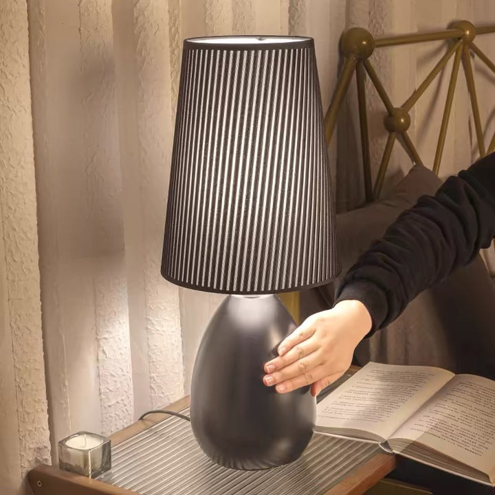 Stylische Minimalistische Tischlampe