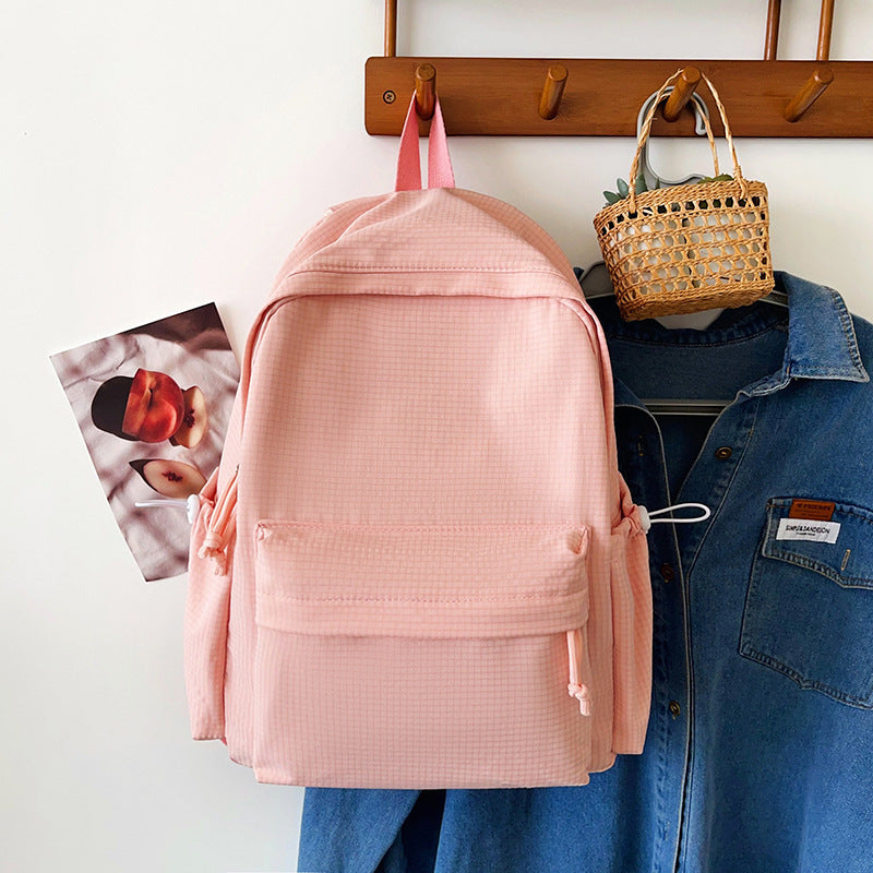Geräumiger Outdoor-Rucksack