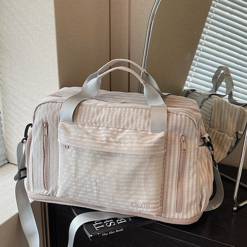 Geräumige multifunktionale Reisetasche