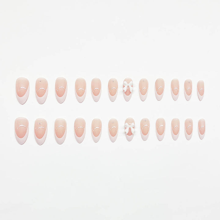 Kunstnagelset mit luxuriösen 3D-Schleifenverzierungen Karnz