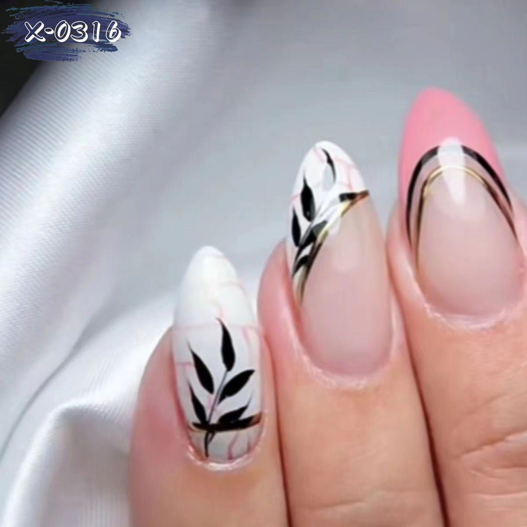 Elegantes Blumenkunst-Nagelset