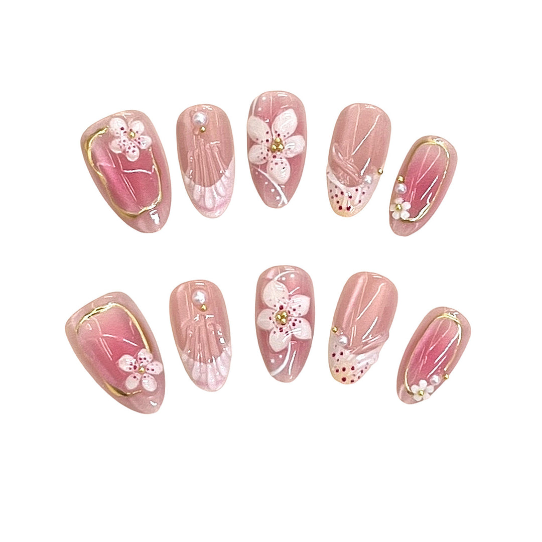 Detailliertes florales Design Press-On Nagelset Karnz