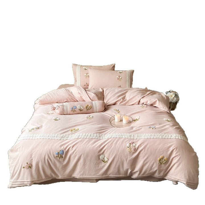 Romantisches Baumwoll‑Mako‑Bettwäsche‑Set mit dreidimensionaler Blumenstickerei, Spitzenborte und Kissenrolle