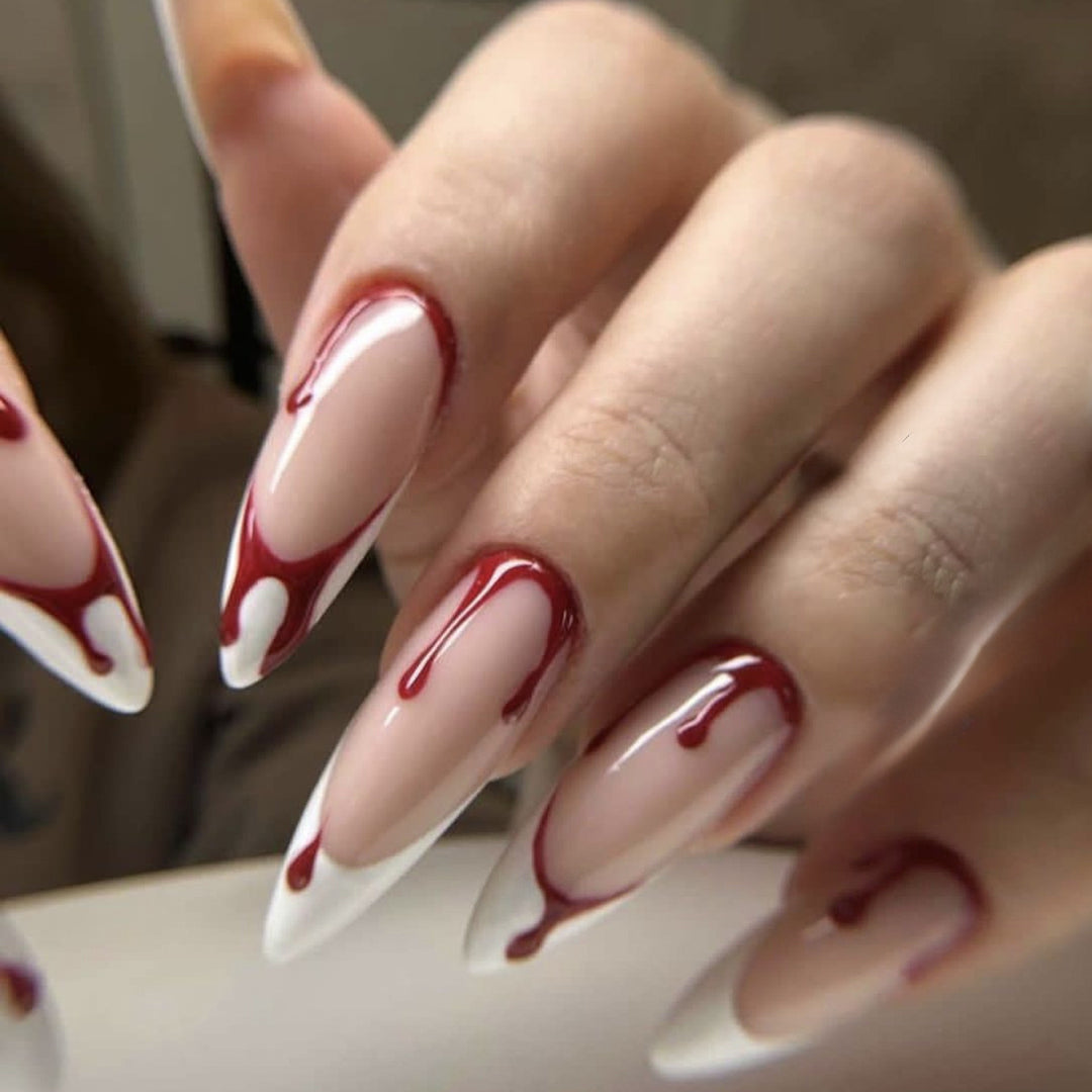 Künstlerisches Press-On Nagelset mit Halloween-Thema Karnz